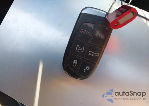 2017 Dodge Challenger Sxt z USA, uszkodzony, nr VIN 2C3CDZAG0HH598362